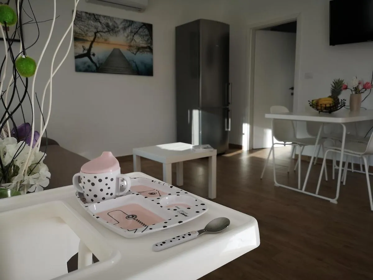 Villa San Zaro 0*, Pula Croatia